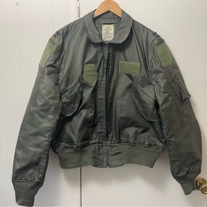 Authentic USAF issued, men’s summer flyer’s jacket, size 42-44, fire resistant